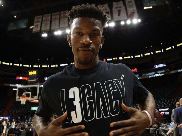 荷媒：阿贾克斯将日本国脚富安健洋列入潜在引援名单（荷媒：阿贾克斯将日本国脚富安健洋视为潜在引援目标）