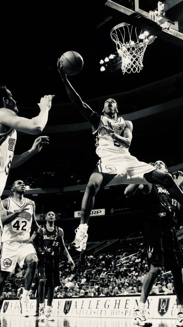 德转列防守型中场身价榜：凯塞多1亿欧居首，赫拉芬贝赫第二（德转防守型中场身价榜：凯塞多以1亿欧领跑，赫拉芬贝赫居次席）