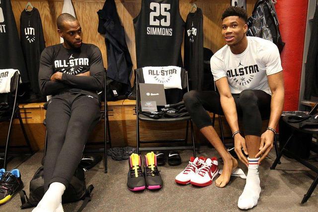 遇求不满：董方卓爆英超派对一夜千女，王楚淇支持C罗言论。（英超派对传闻发酵：董方卓爆料引争议，王楚淇力挺C罗观点）