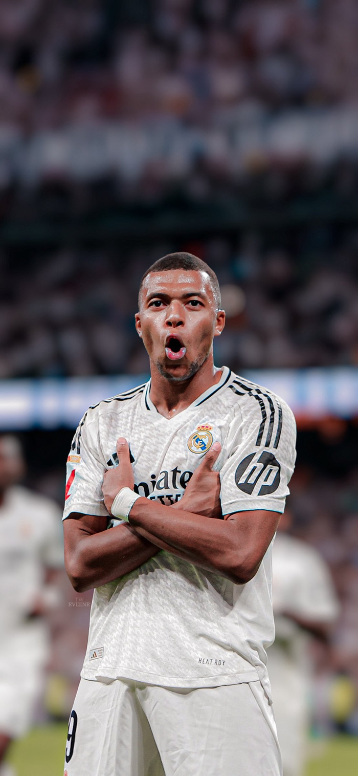 利物浦第二次在欧冠主场丢4+球，上一次是2023年2-5皇马（利物浦欧冠主场再现4+失球，继2023年2-5皇马后第二次）