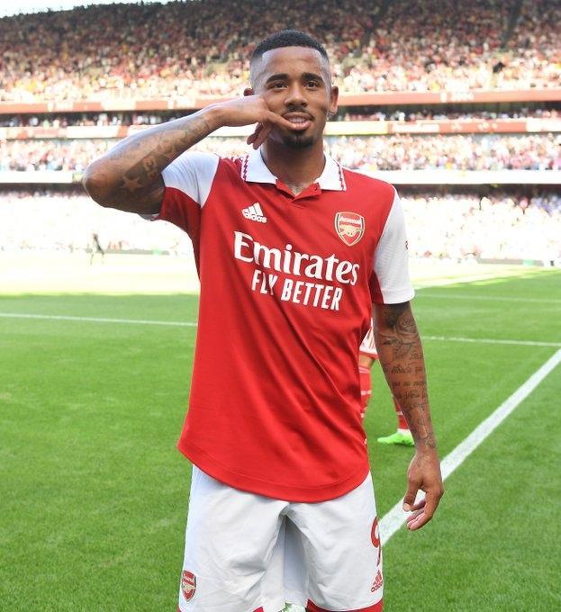 米兰名宿博列洛涛本赛季的米兰：目前球队成绩很好，但阿莱格里缺个我这样的中锋（博列洛谈今季米兰：成绩不错，阿莱格里阵中仍缺像我这样的中锋）