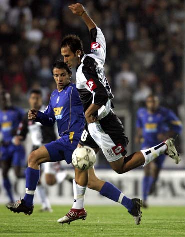 马德兴：中超下赛季亚冠无法享受泰超1+1+2特殊待遇（马德兴：中超下赛季亚冠无缘泰超1+1+2名额政策）