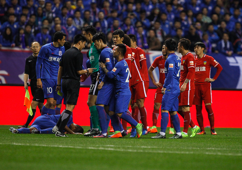 CBA：浙江男篮主场大胜新疆（CBA：浙江男篮主场轻取新疆）