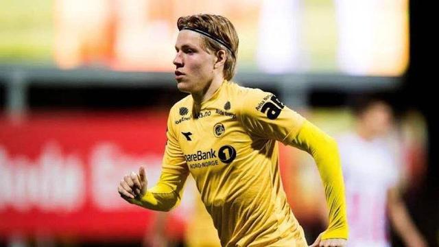 佛得角主帅：世界杯首秀对阵西班牙简直完美；盼与贝尔萨见面（佛得角主教练：世界杯首秀对阵西班牙堪称完美，期待与贝尔萨相见）