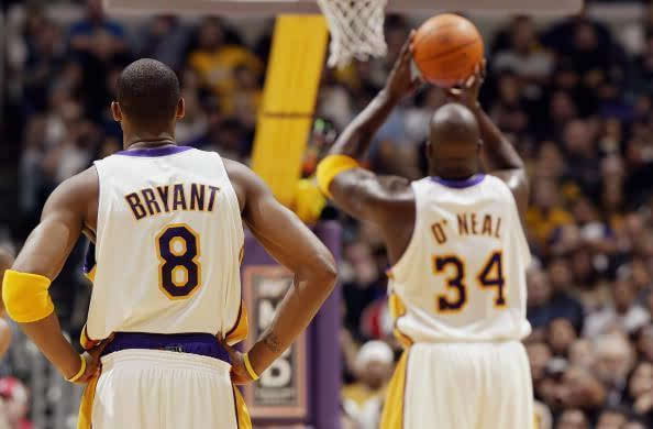 记者：泰山不会放弃成绩搞年轻化，韩鹏明年是否执教还没定（记者称泰山队不为年轻化牺牲成绩，韩鹏明年执教去留未定）