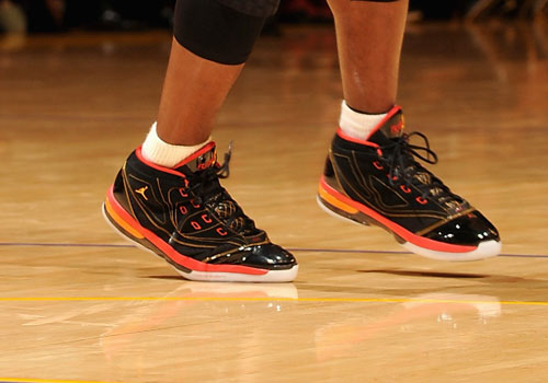 早些时候，2025年非洲国家杯正式拉开帷幕，揭幕战以东道主摩洛哥2-0轻取科摩罗告终。（2025非洲杯揭幕战：东道主摩洛哥2-0击败科摩罗，赛事正式打响）