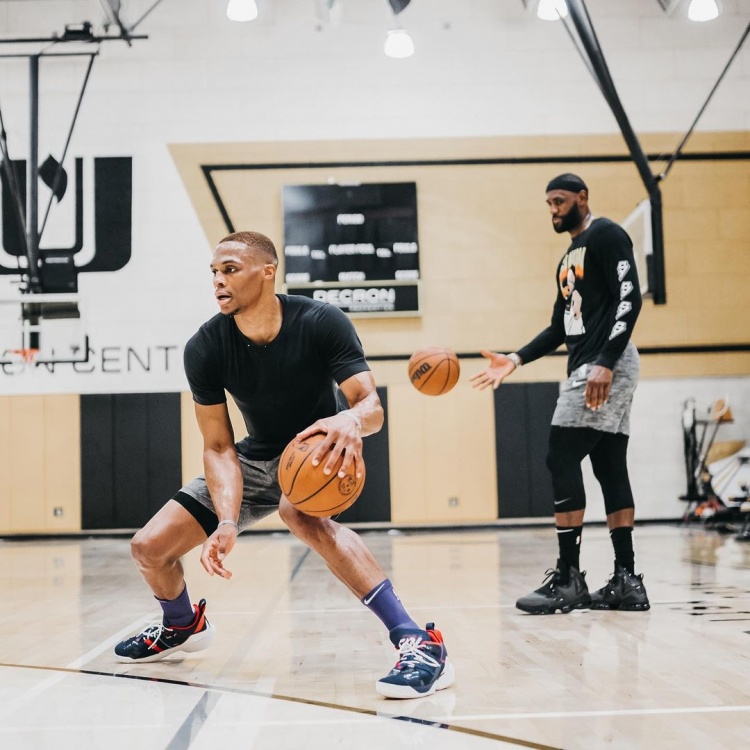 意甲前瞻：罗马本赛季从未产生平局，科莫上轮惨败国米（意甲前瞻：罗马本季未尝平局，科莫上轮遭国米大比分击败）