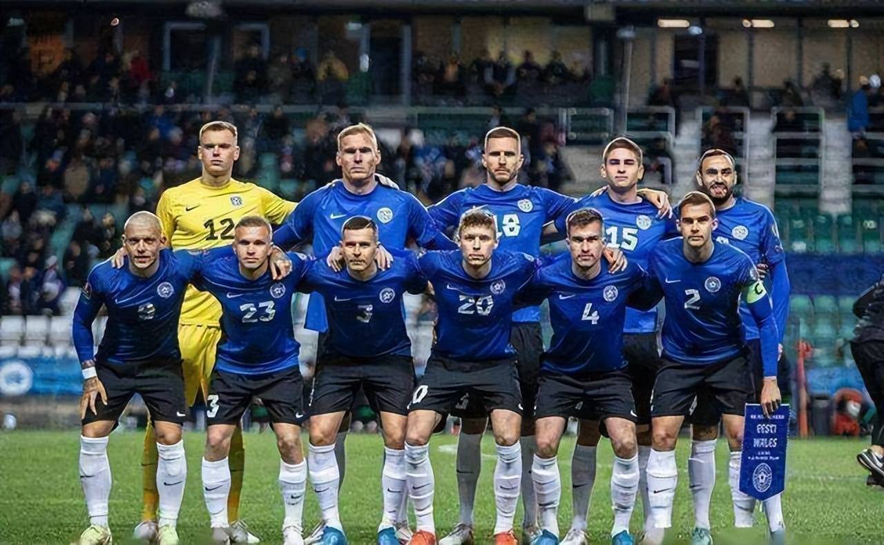 篮球赛场上的明星表现：武切维奇的全面实力展现（武切维奇赛场高光：全能实力尽显）