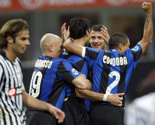 单届世欧预／欧预赛进球榜：哈兰德、莱万16球并列第一（单届世欧预／欧预赛射手榜：哈兰德与莱万同以16球领跑）