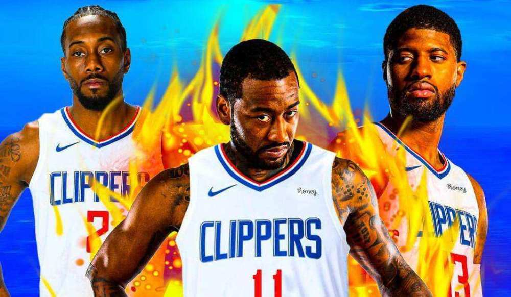 意媒：那不勒斯希望1月从曼联租借梅努，罗马加入竞争（意媒：那不勒斯拟一月向曼联租借梅努，罗马亦加入争夺）