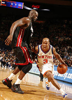 国际比赛日阵容公布 球迷关注（国际比赛日大名单出炉，球迷热议）