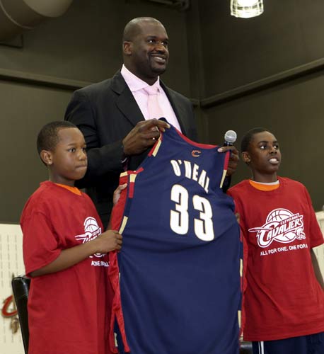 李国旭：全队身体情况良好，在队里的球员都能参加比赛（李国旭：全队健康良好，阵中球员均可出战）